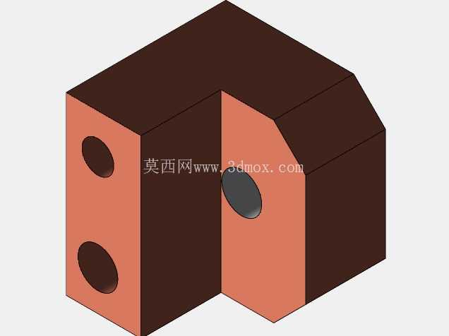 将销钉插入塑料产品