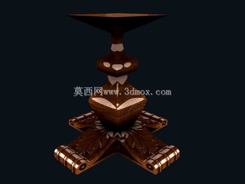 米罗斯拉夫的桌腿