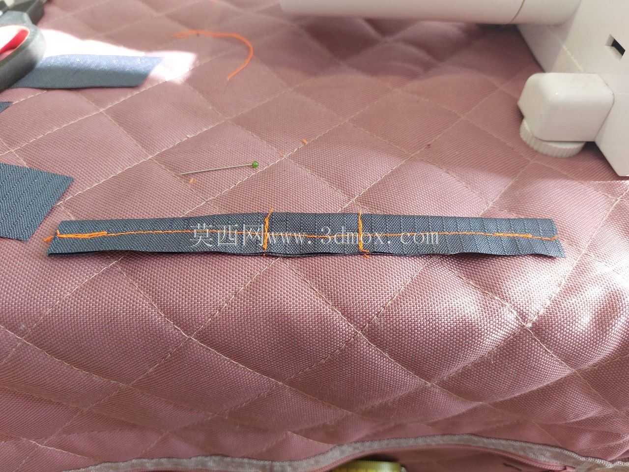 一号和二号底盘的带指袋裙