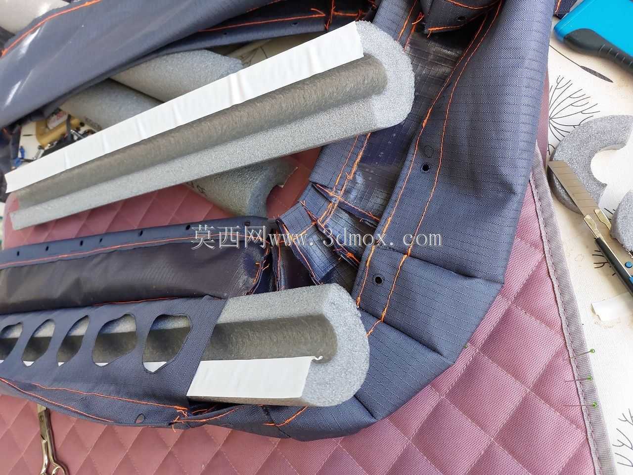 一号和二号底盘的带指袋裙