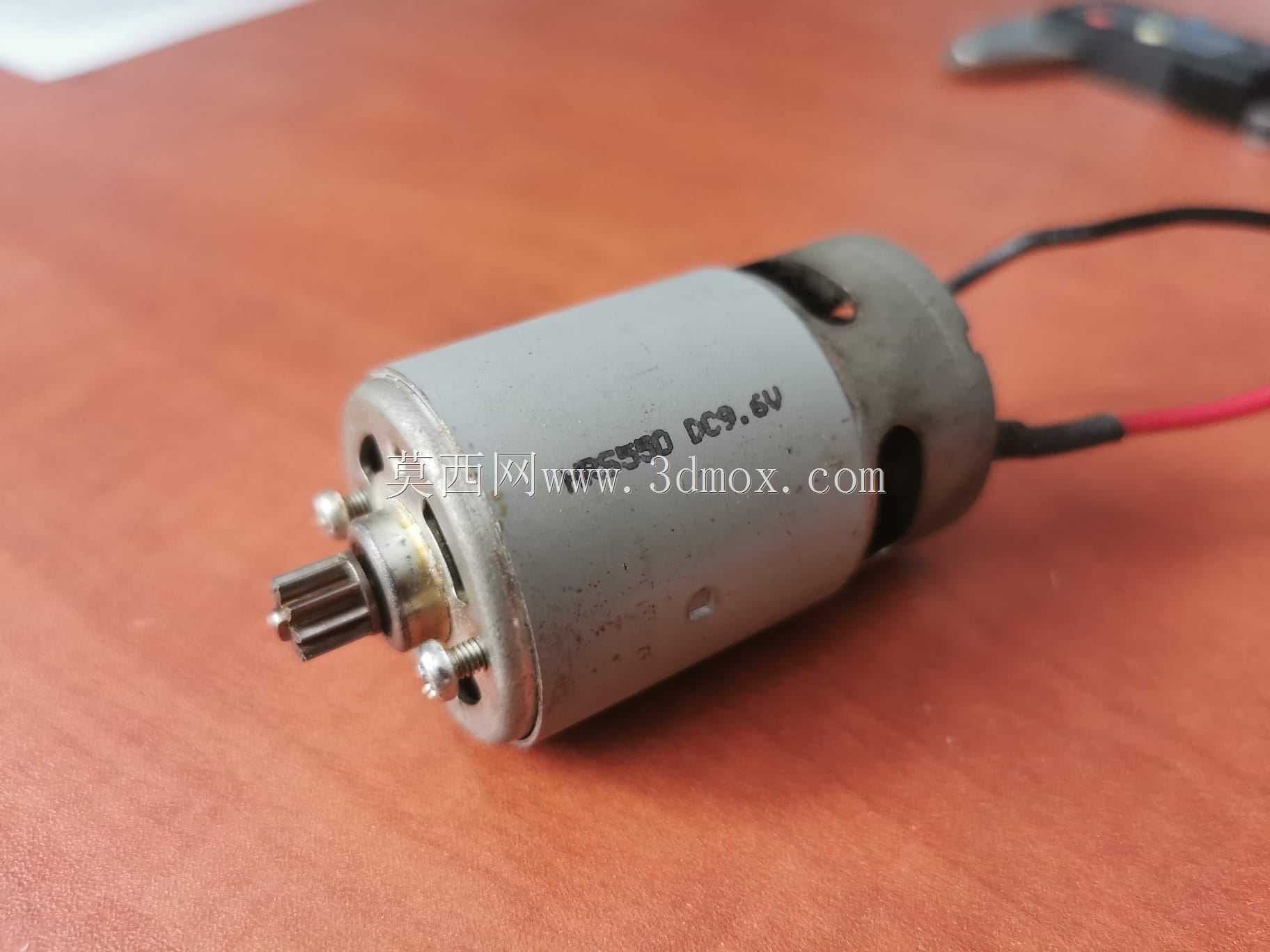 HRS550 DC9.6V 9V���