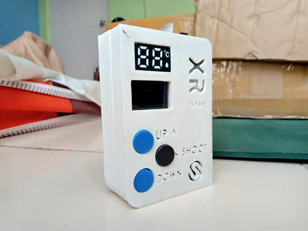 XR游戏控制台+物联网机房监控系统