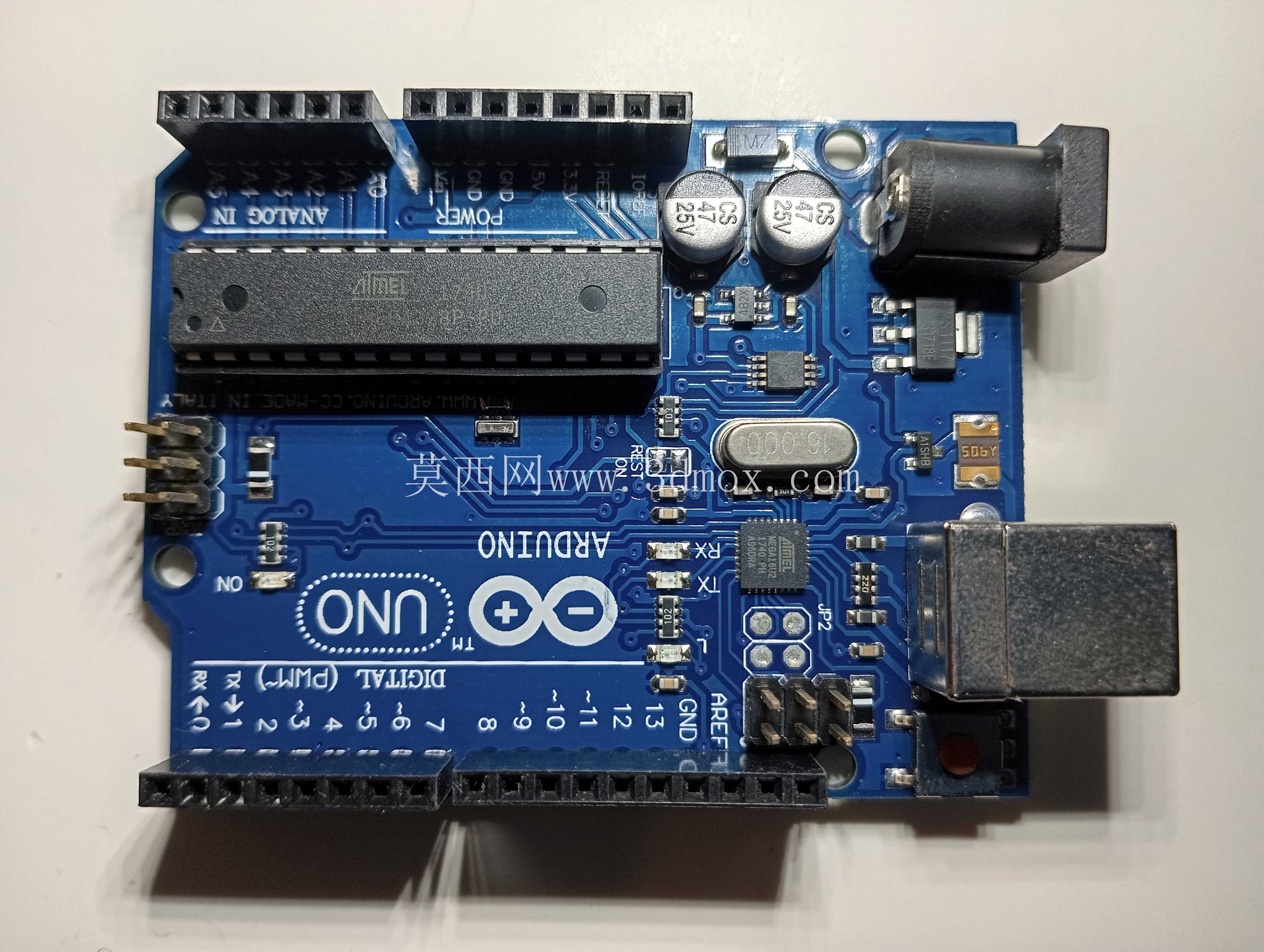 ARDUINO UNO
