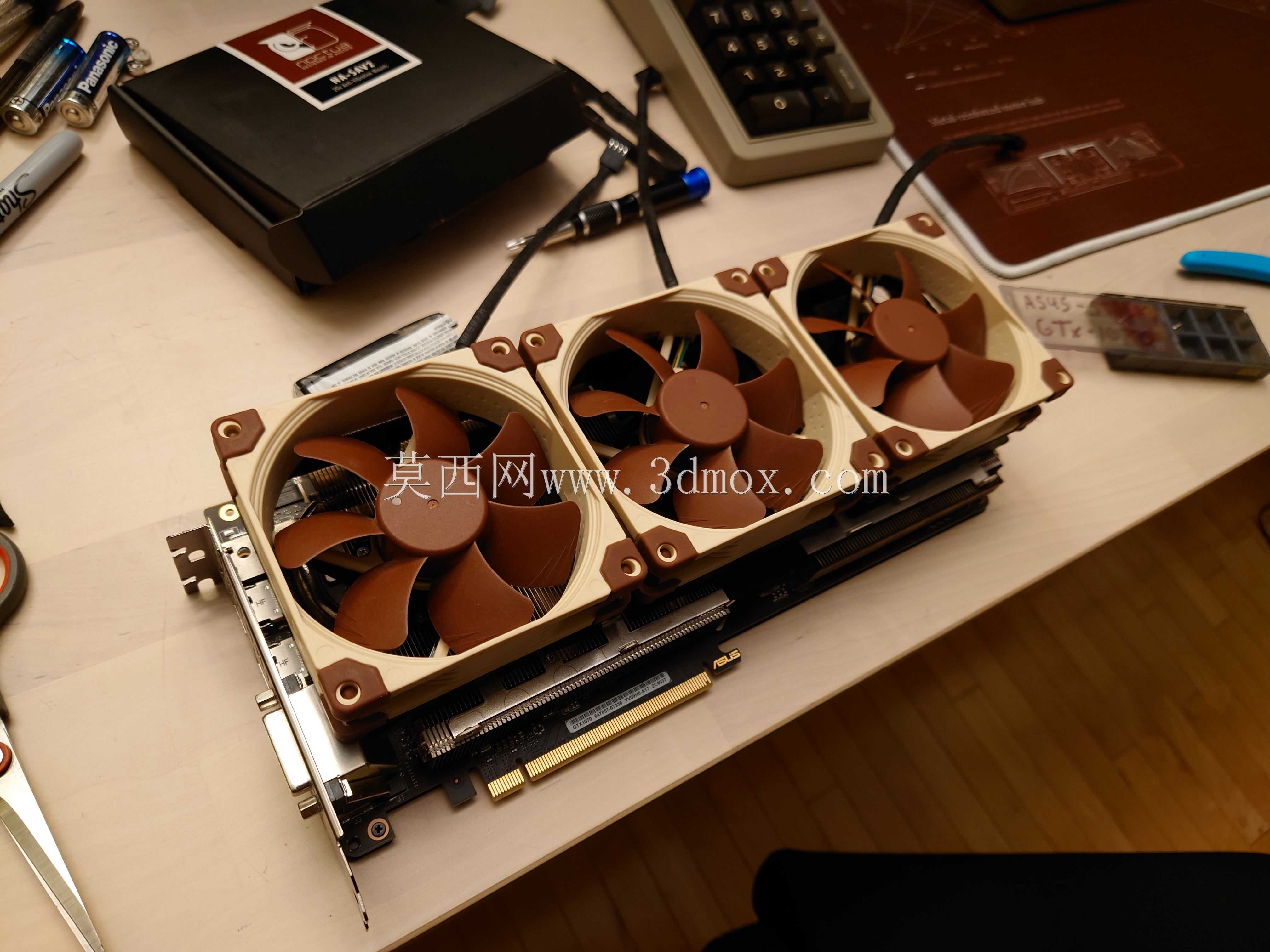 ��˶strix GTX 10ϵ��92mm����������