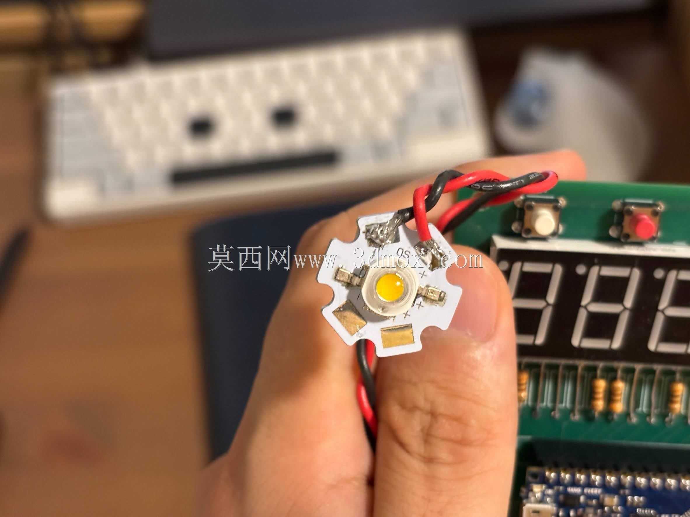 ����̫�����ڰ��糿�Ļ��ѵ�