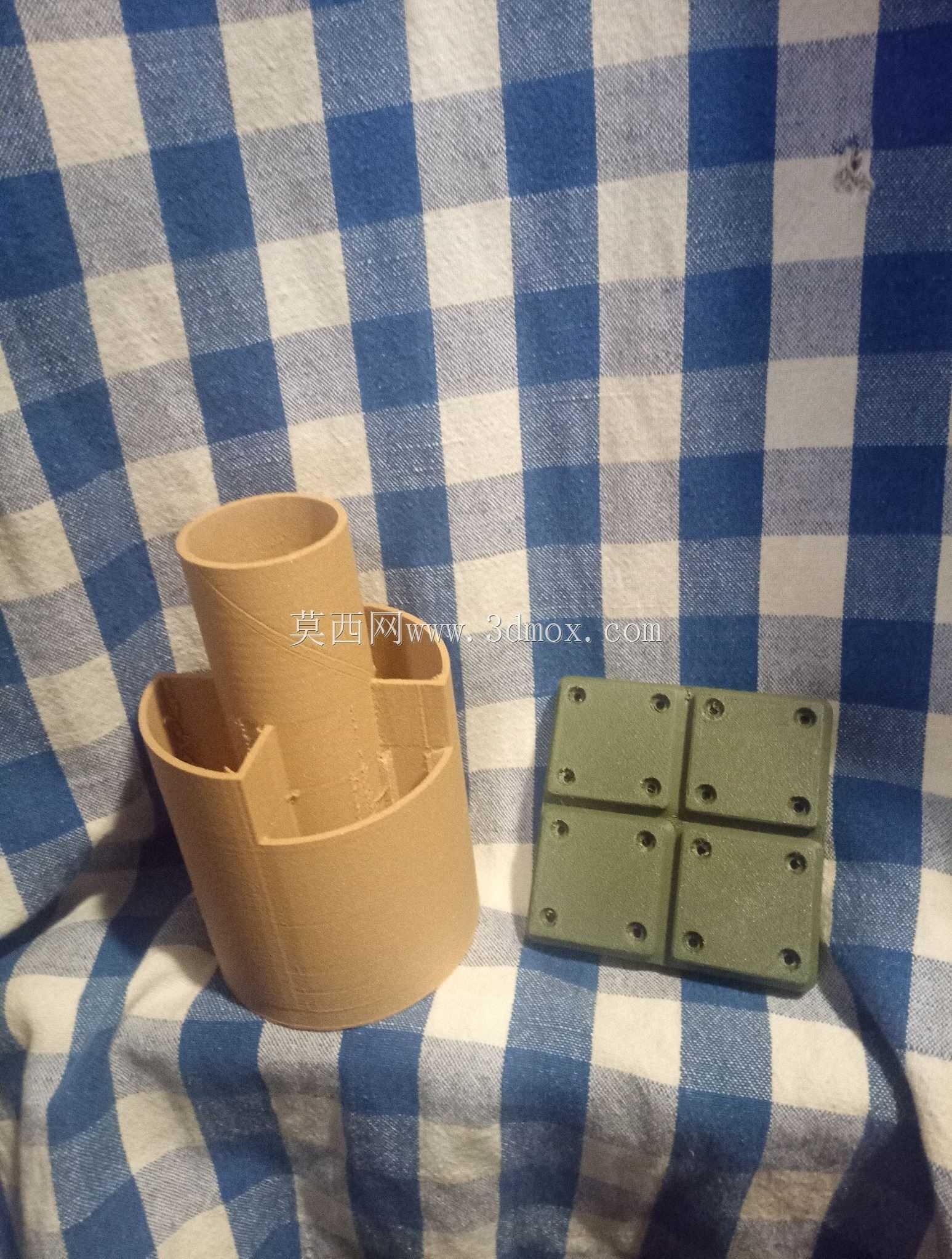 2x2 GridFinity旋转式拉链和东西架