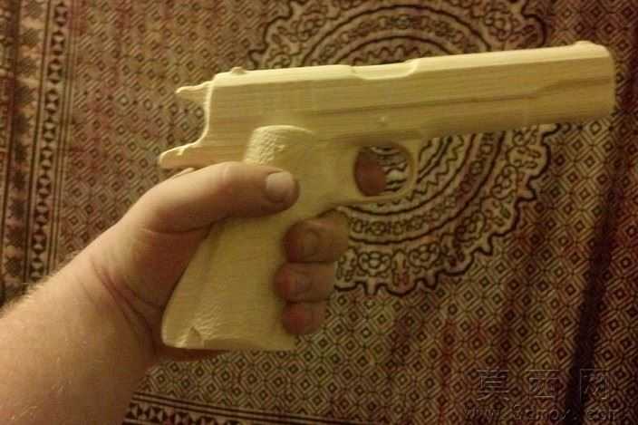 柯尔特1911A1模型政务手枪