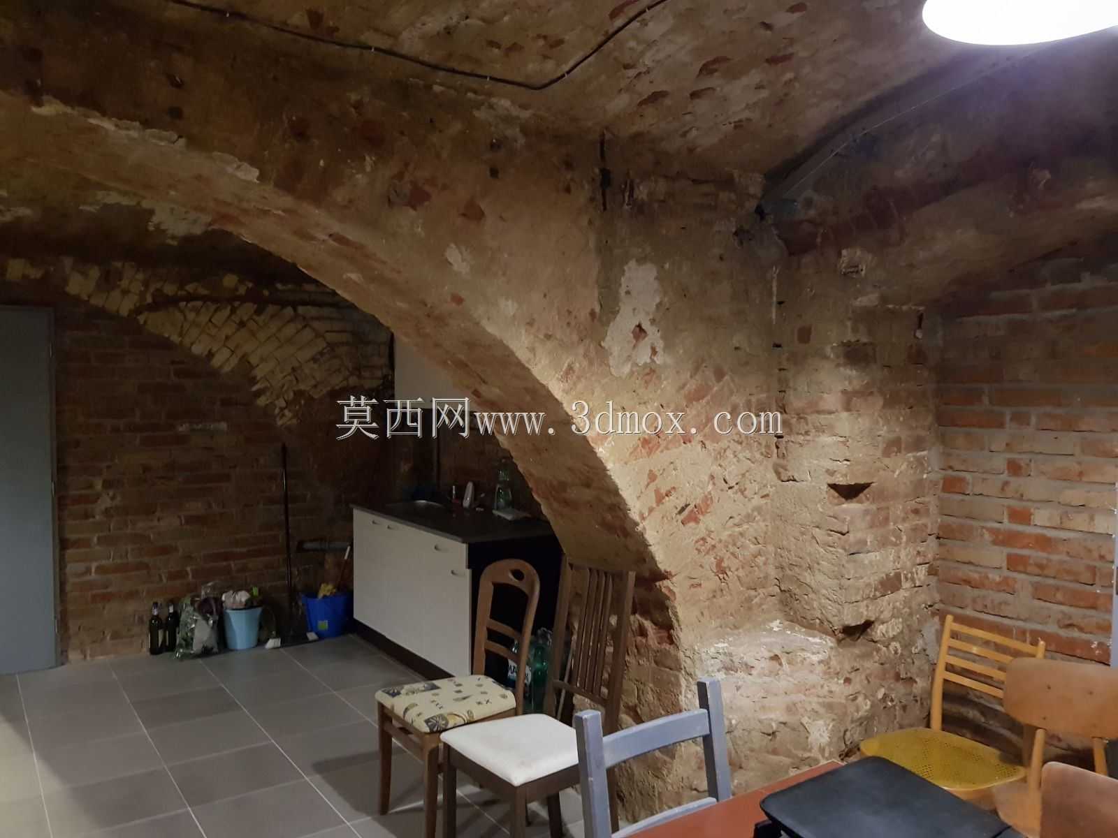 酒窖。
