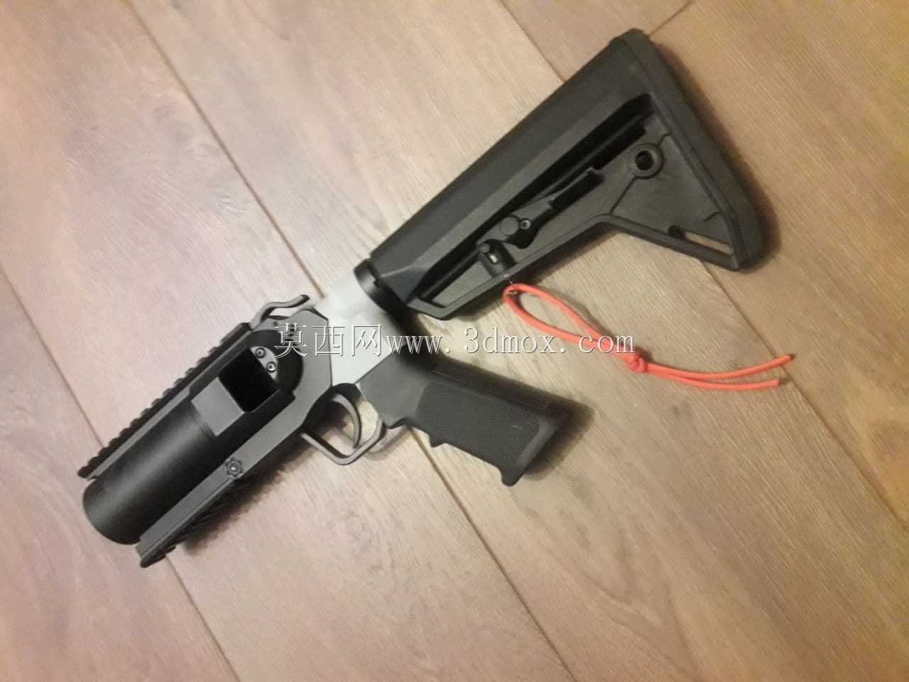 CYMA M052 40�����������񵯷�����