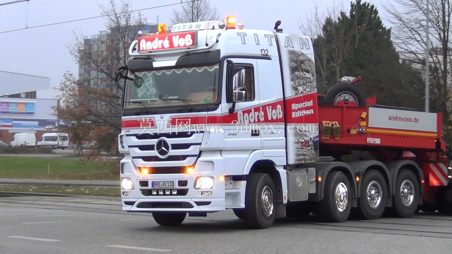 梅赛德斯-奔驰Actros