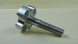 Detrum BM3720A3-KV650型电机的支柱适配器