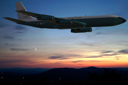 WC-135“恒久凤凰”(核弹嗅探器)