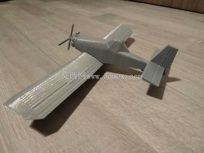 PZL M-18机器人