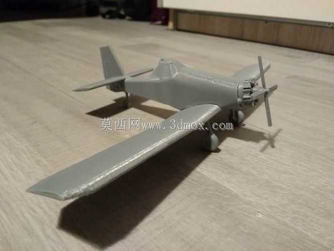 PZL M-18机器人