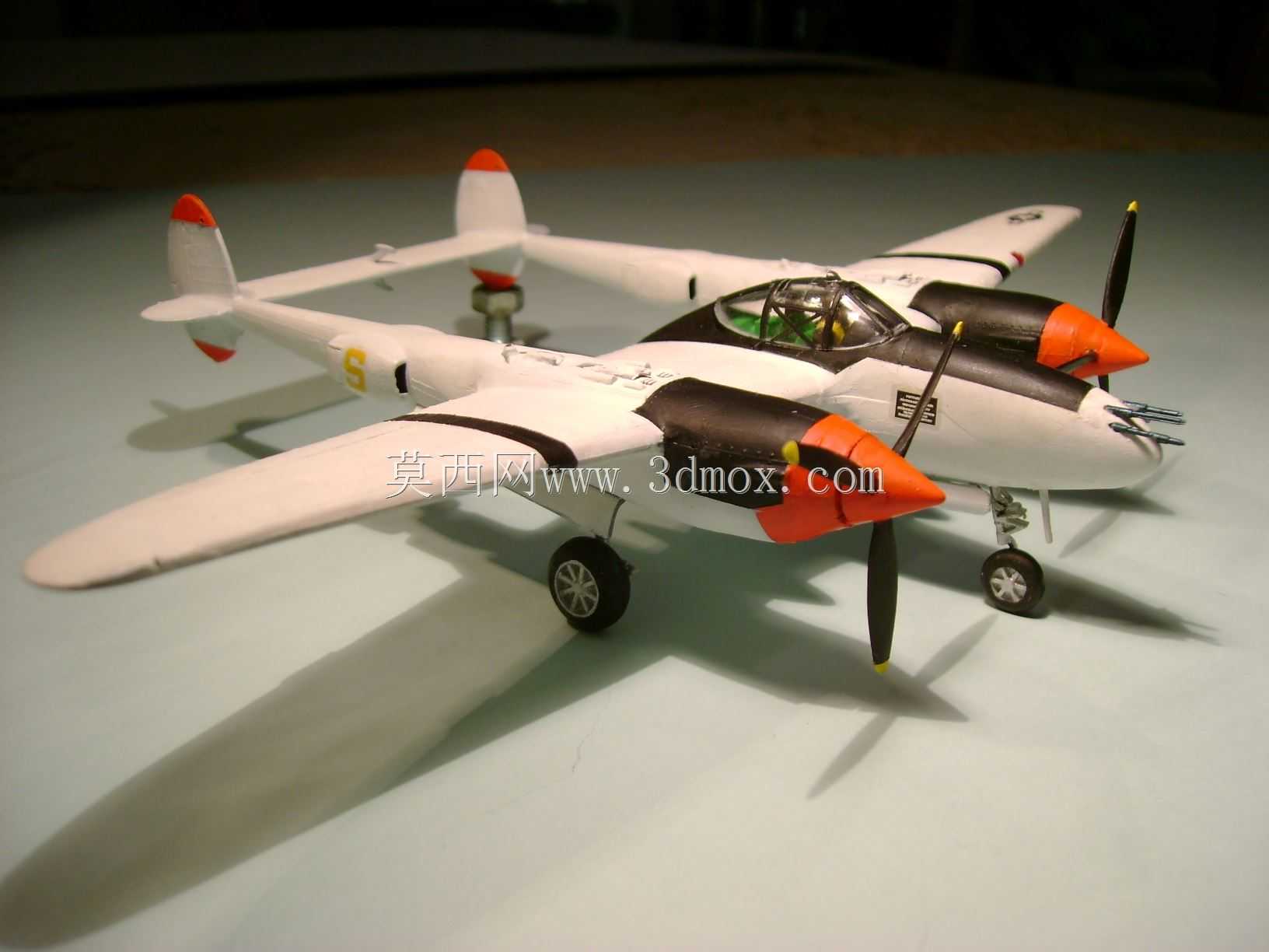 ���ϣ��P-38 F������