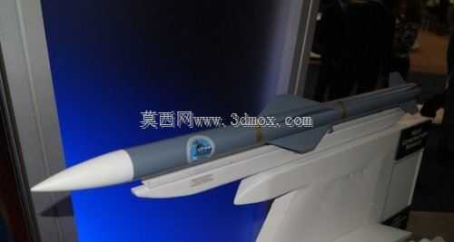 两级冲压发动机AIM-230:通用模块化空射导弹