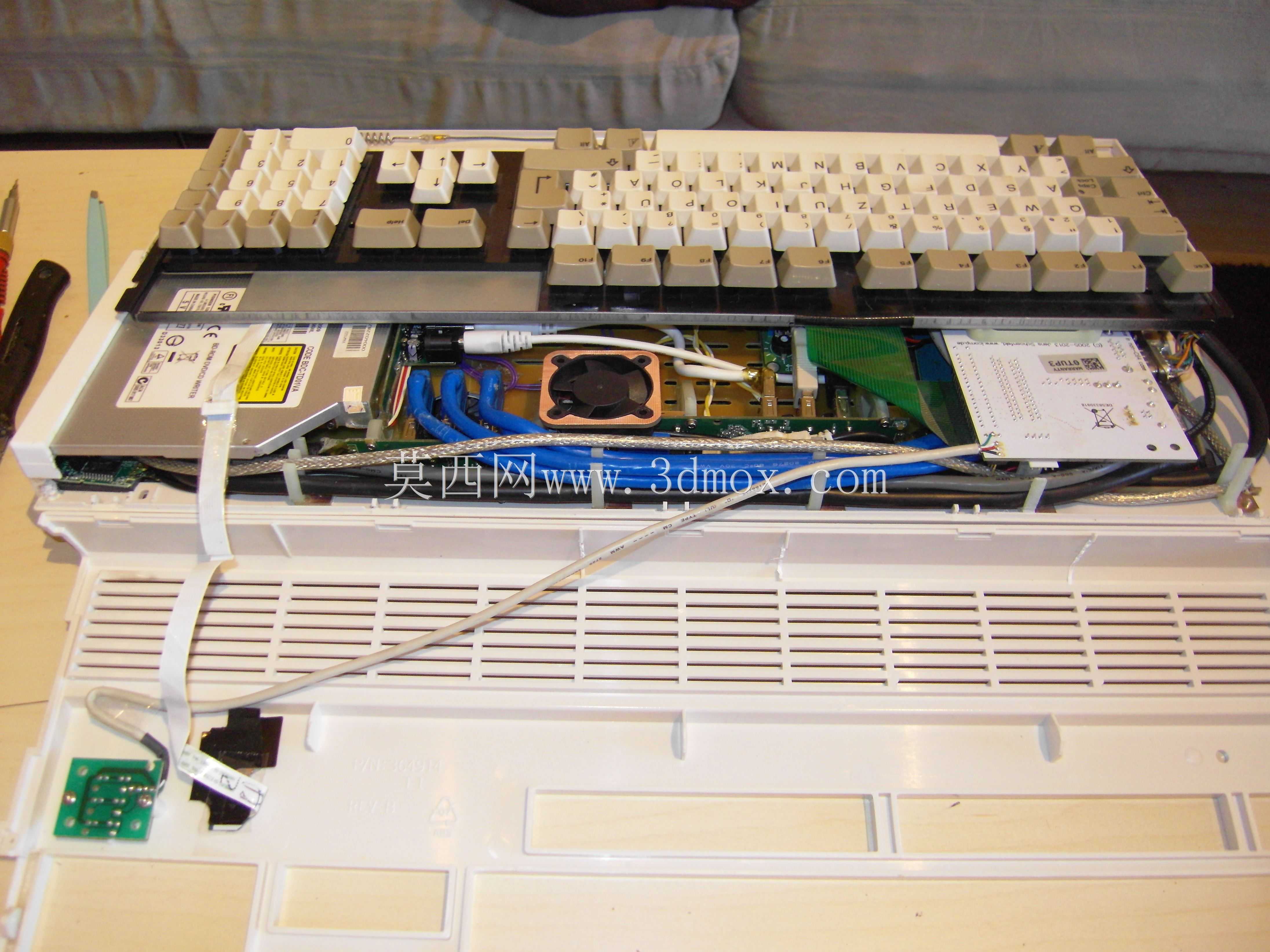 Amiga׼��1200 Mod Acer V3-571G