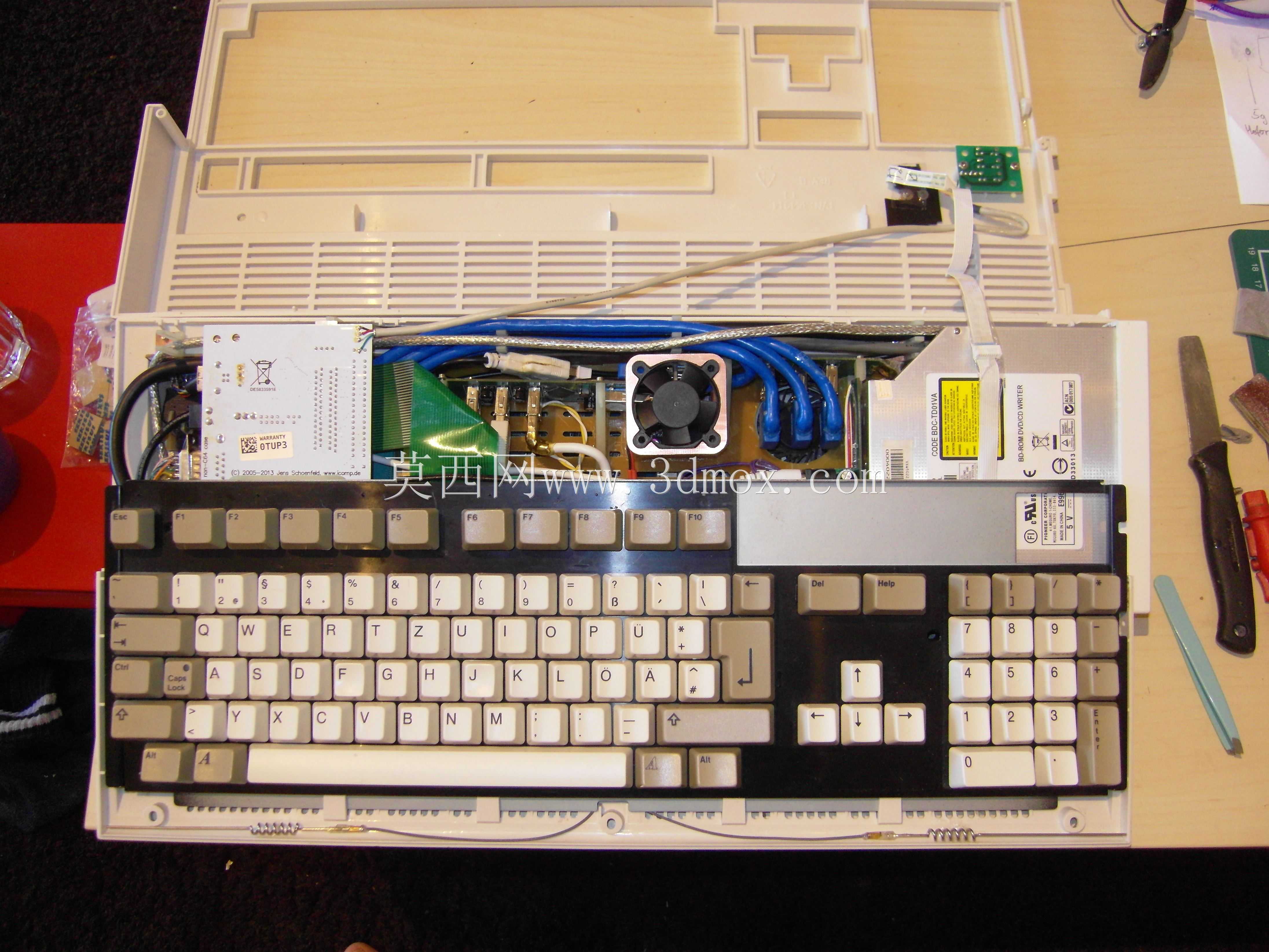 Amiga׼��1200 Mod Acer V3-571G