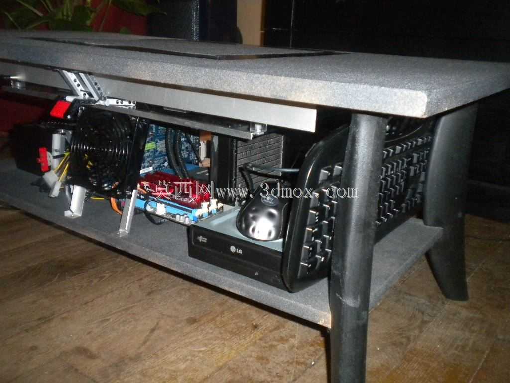 �����ڿ������е�PC/PC int��grer dans une table basse