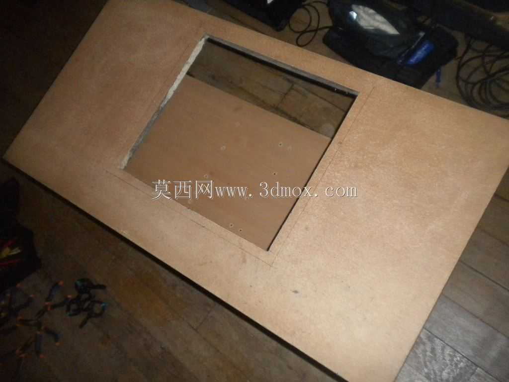 �����ڿ������е�PC/PC int��grer dans une table basse