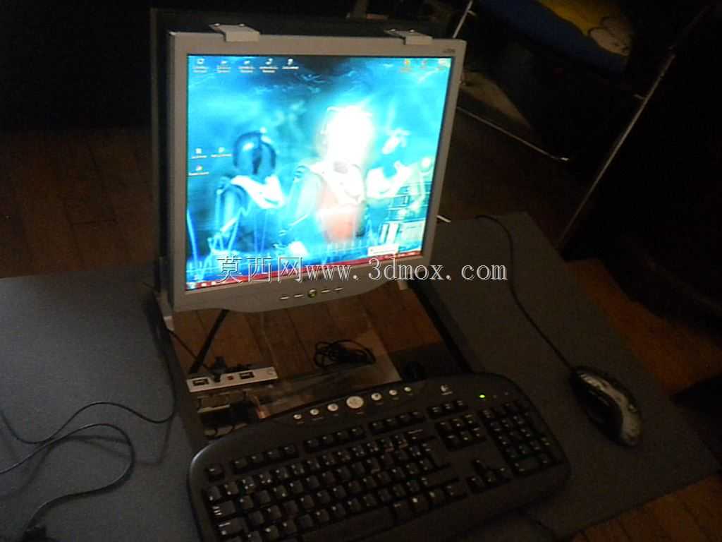 �����ڿ������е�PC/PC int��grer dans une table basse