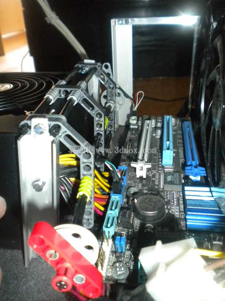 �����ڿ������е�PC/PC int��grer dans une table basse