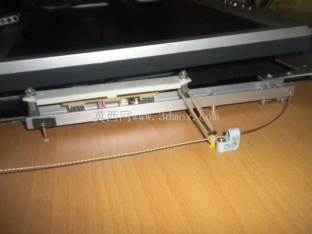 �����ڿ������е�PC/PC int��grer dans une table basse