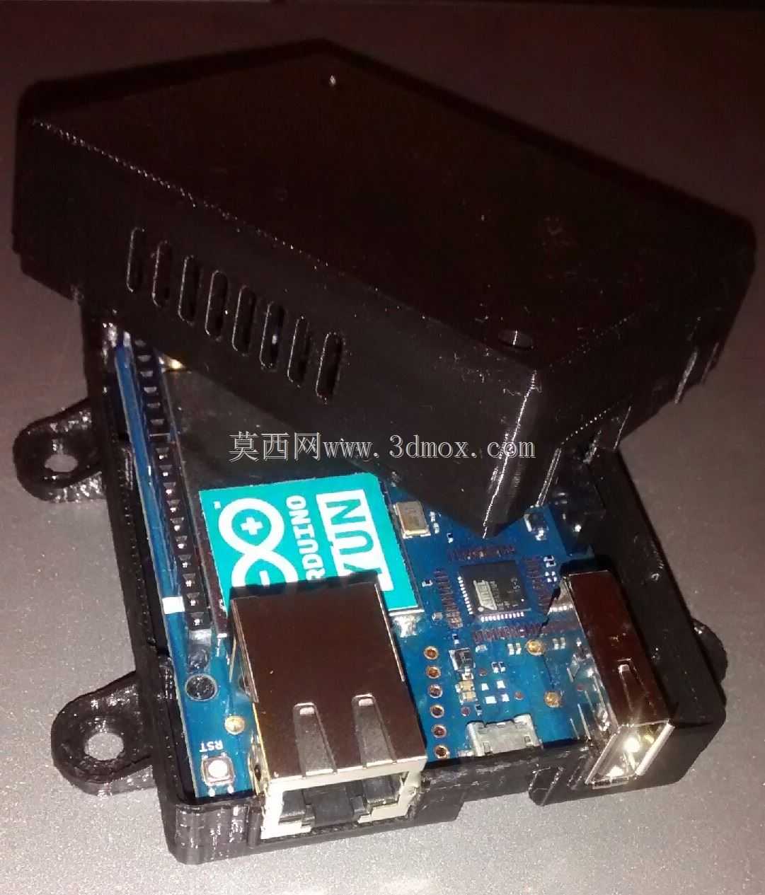 Arduino Yun POE�ɰ�װ��Ƕ����͵ײ�