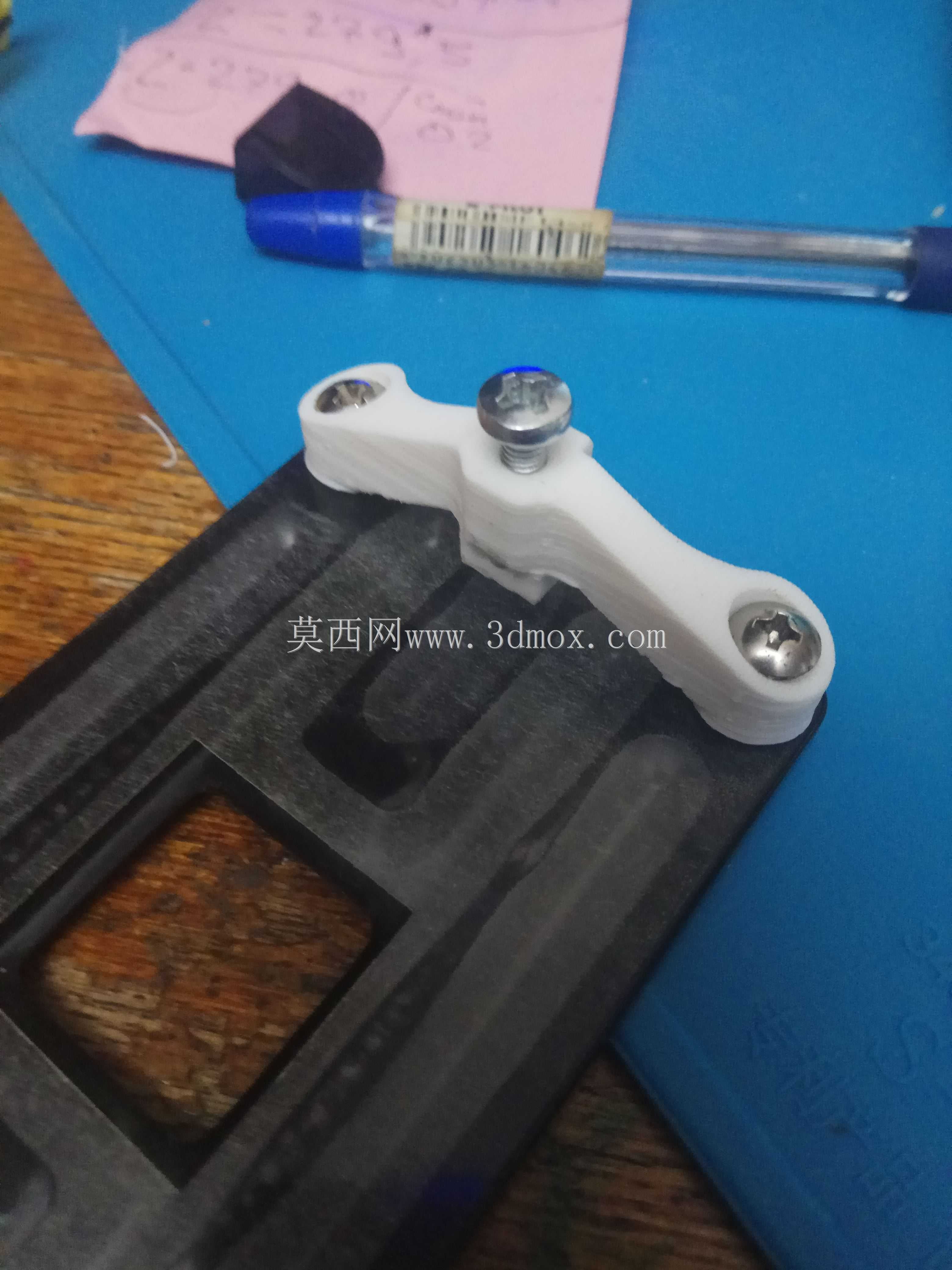将939/754冷却器的自定义适配器连接至am2、am3、fm1或fm2插座,或更换为原始机架