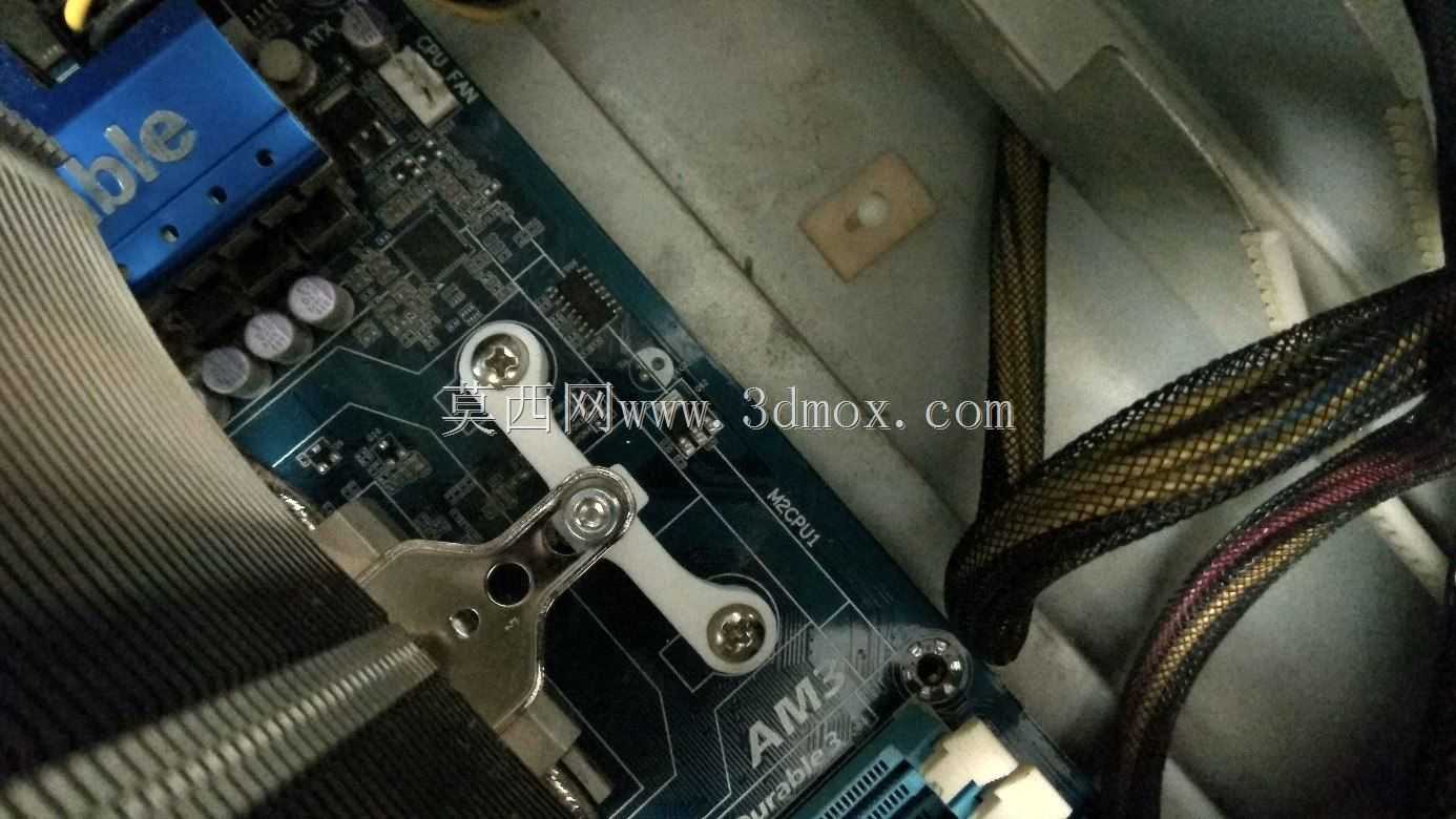 将939/754冷却器的自定义适配器连接至am2、am3、fm1或fm2插座,或更换为原始机架
