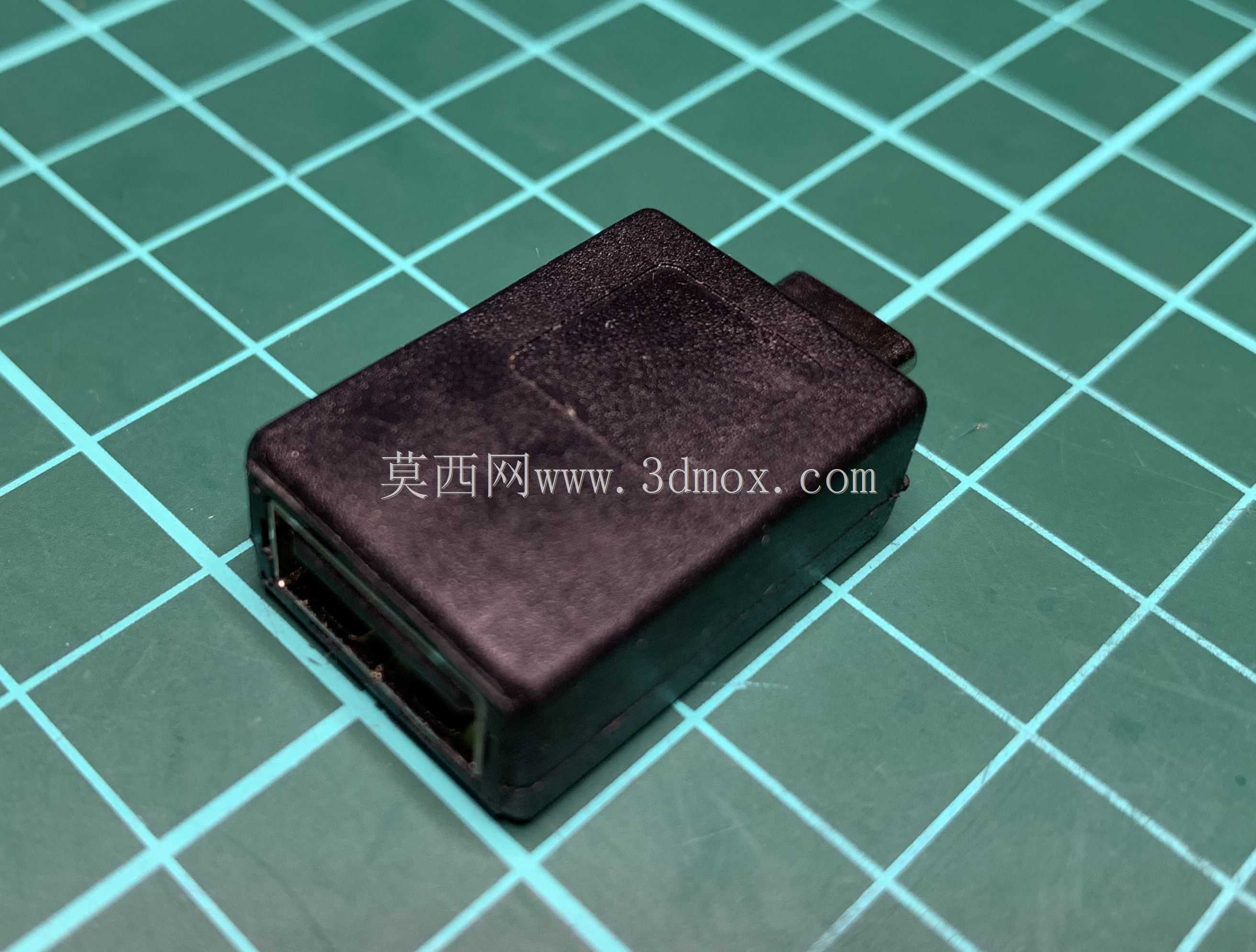 USB A插座至USB C插头适配器