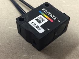 Keyence CZ-H37S RGB