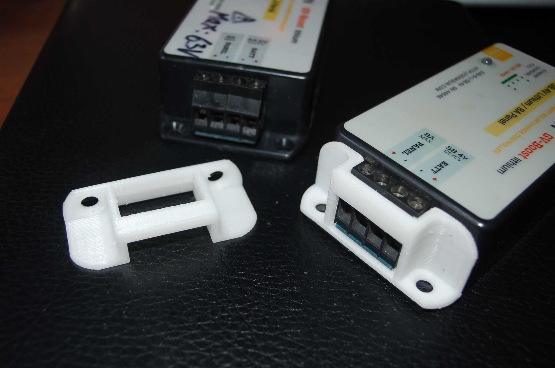 ���Ϲ��շѹ����֣�RENFORT POUR UN REGULATEUR DE CHARGE GENASUN��