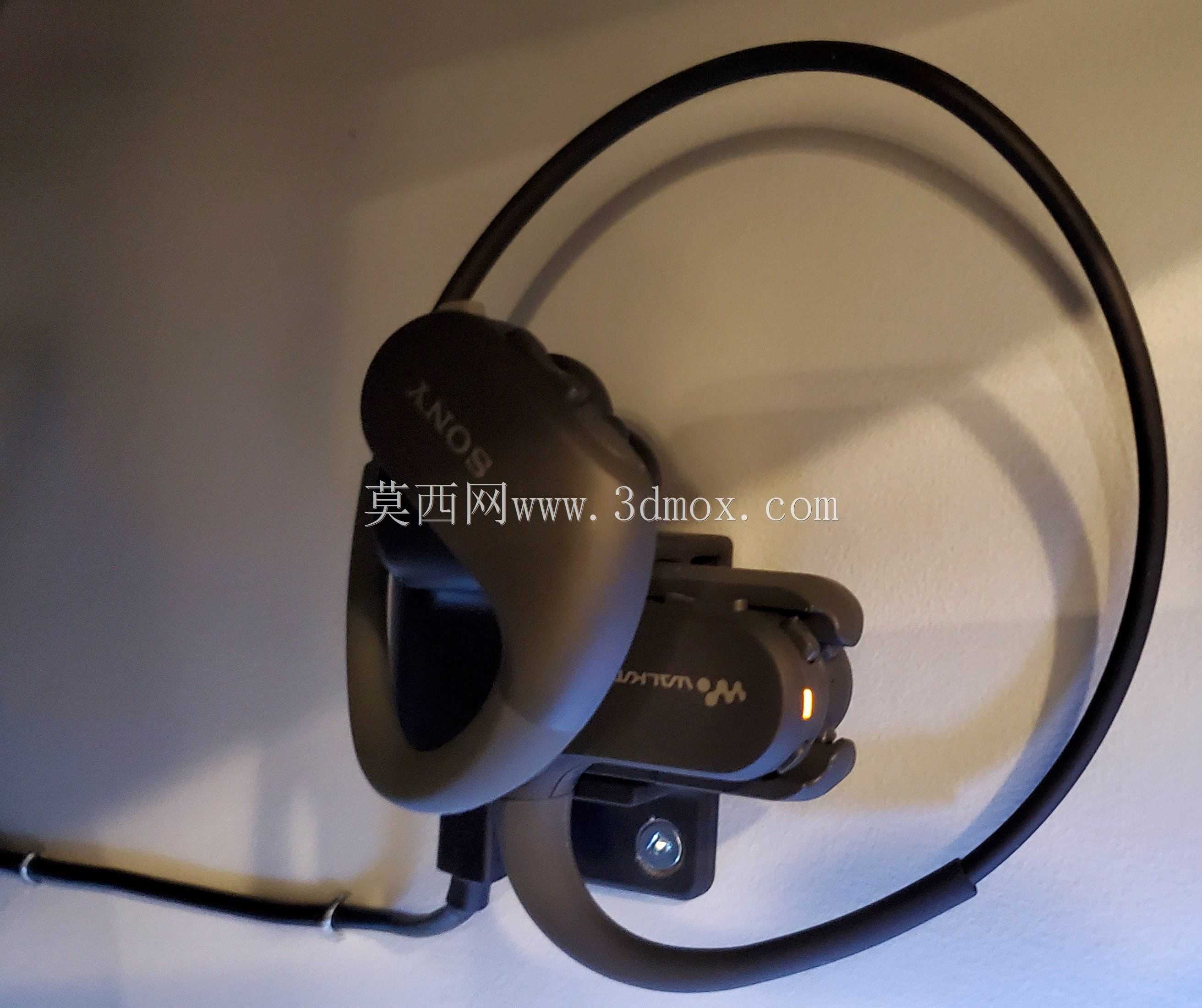 索尼Walkman NW-WS413(及类似产品)的壁挂式安装