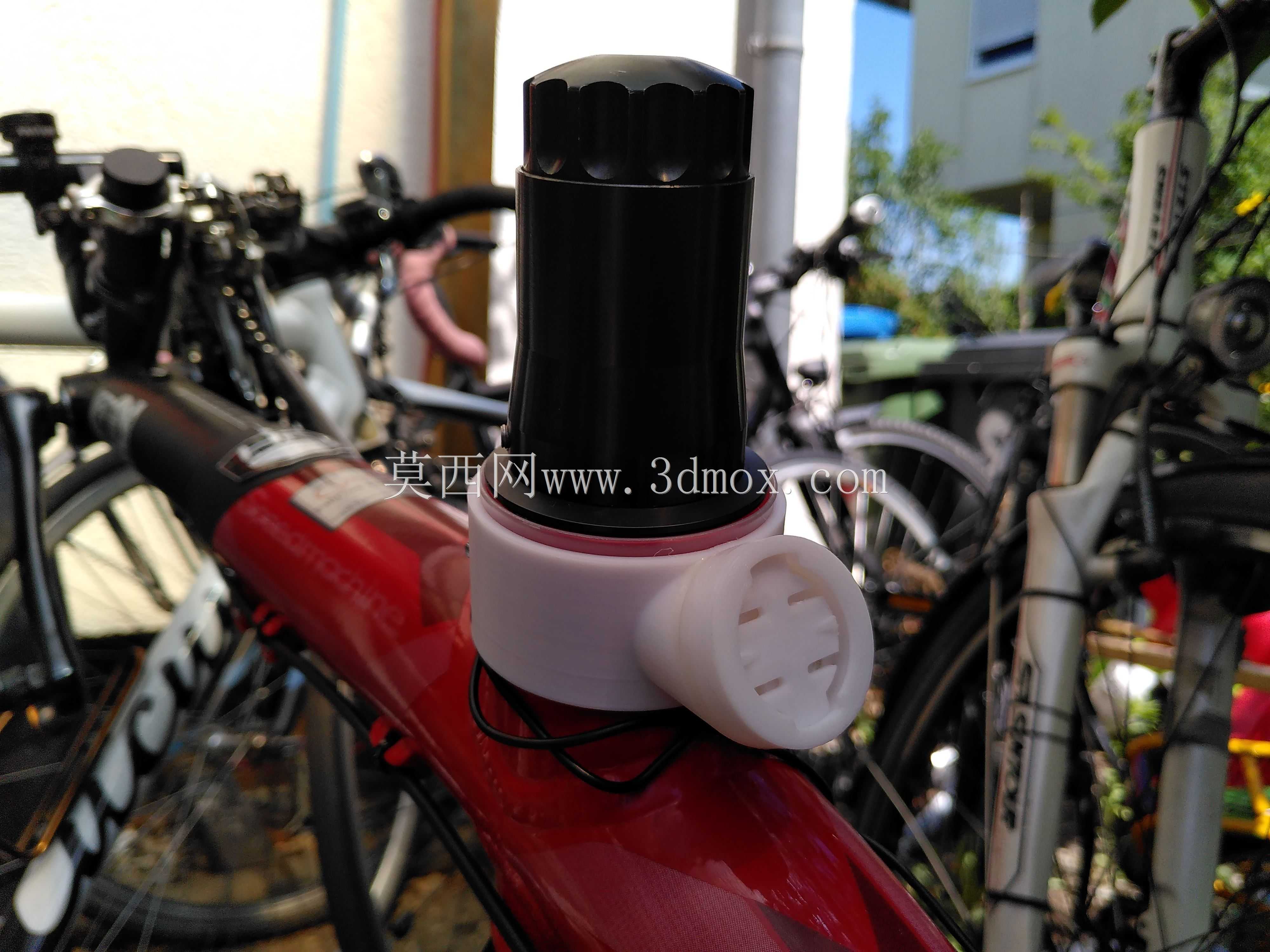 适用于HP Velotechnik Speedmachine横卧式机器的Garmin四分之一转支架