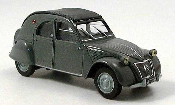 雪铁龙2CV