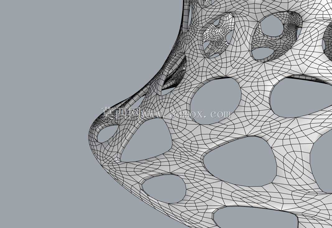 �ִ������Ͳ���������voronoi