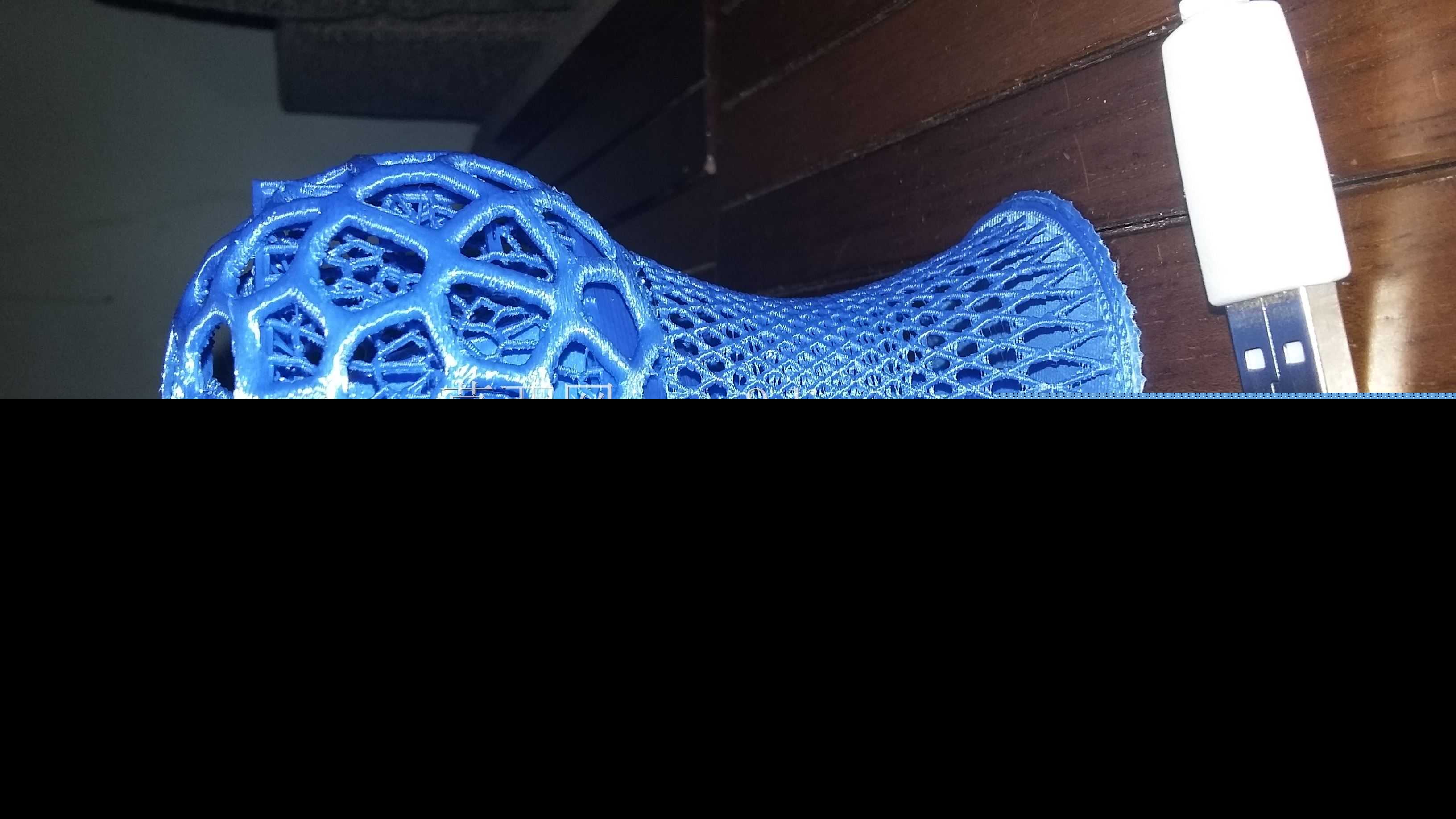���е߰�������