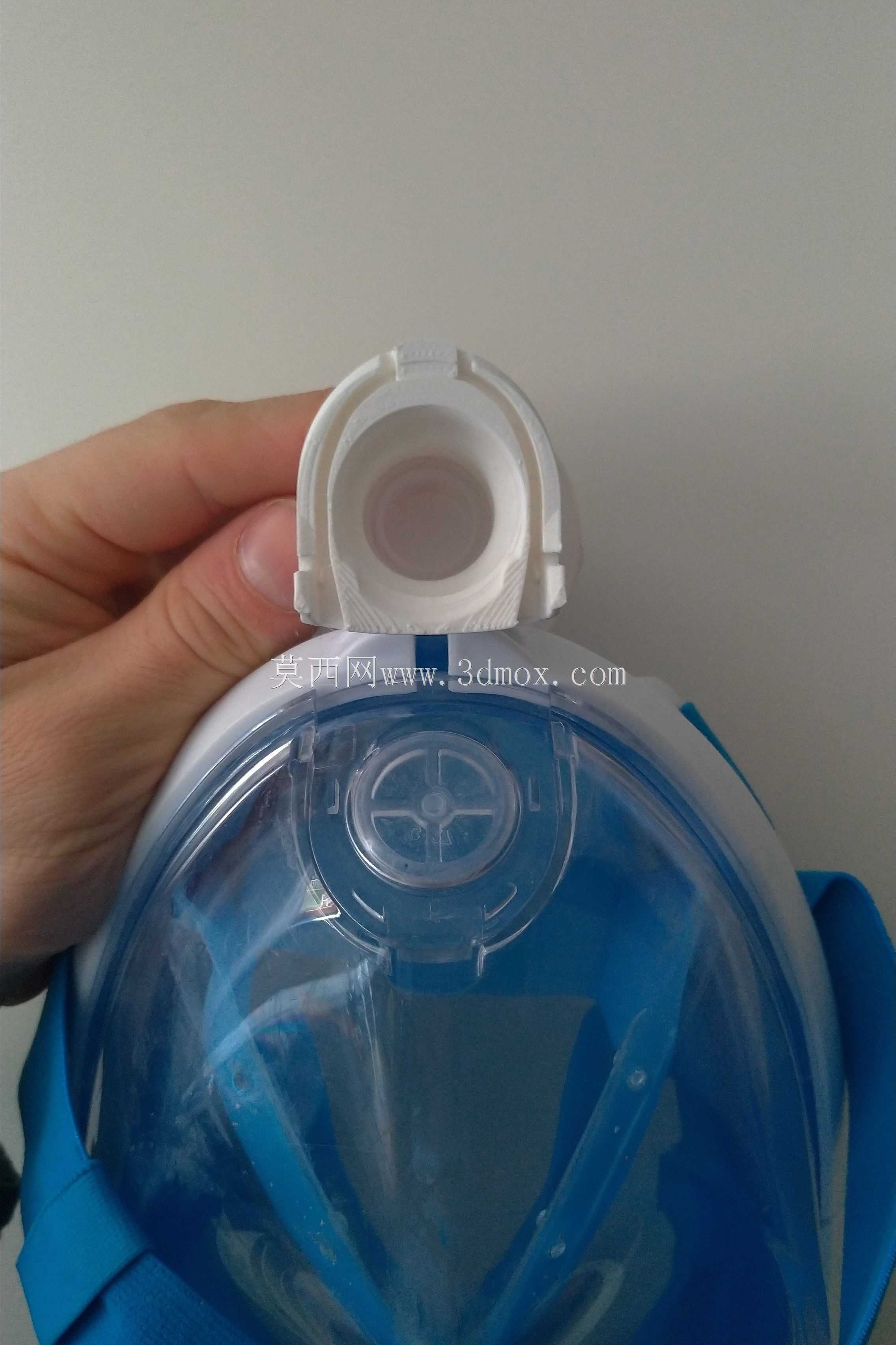 EasyBreath十项全能面罩的22mm排水阀盖适配器