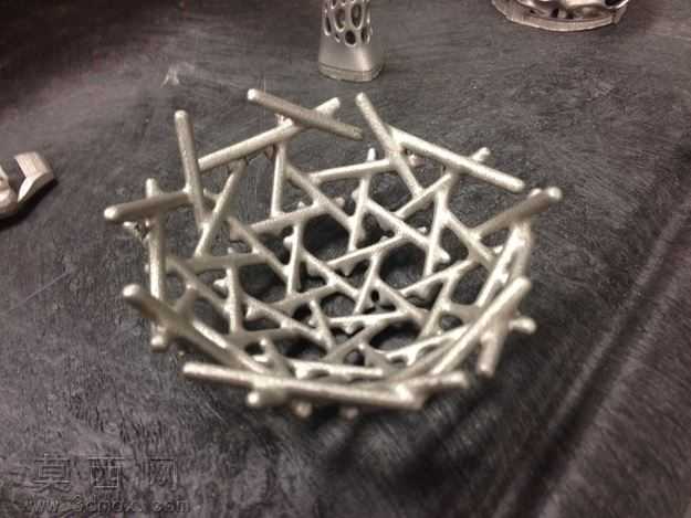粘碗-数学艺术由@Dizingof