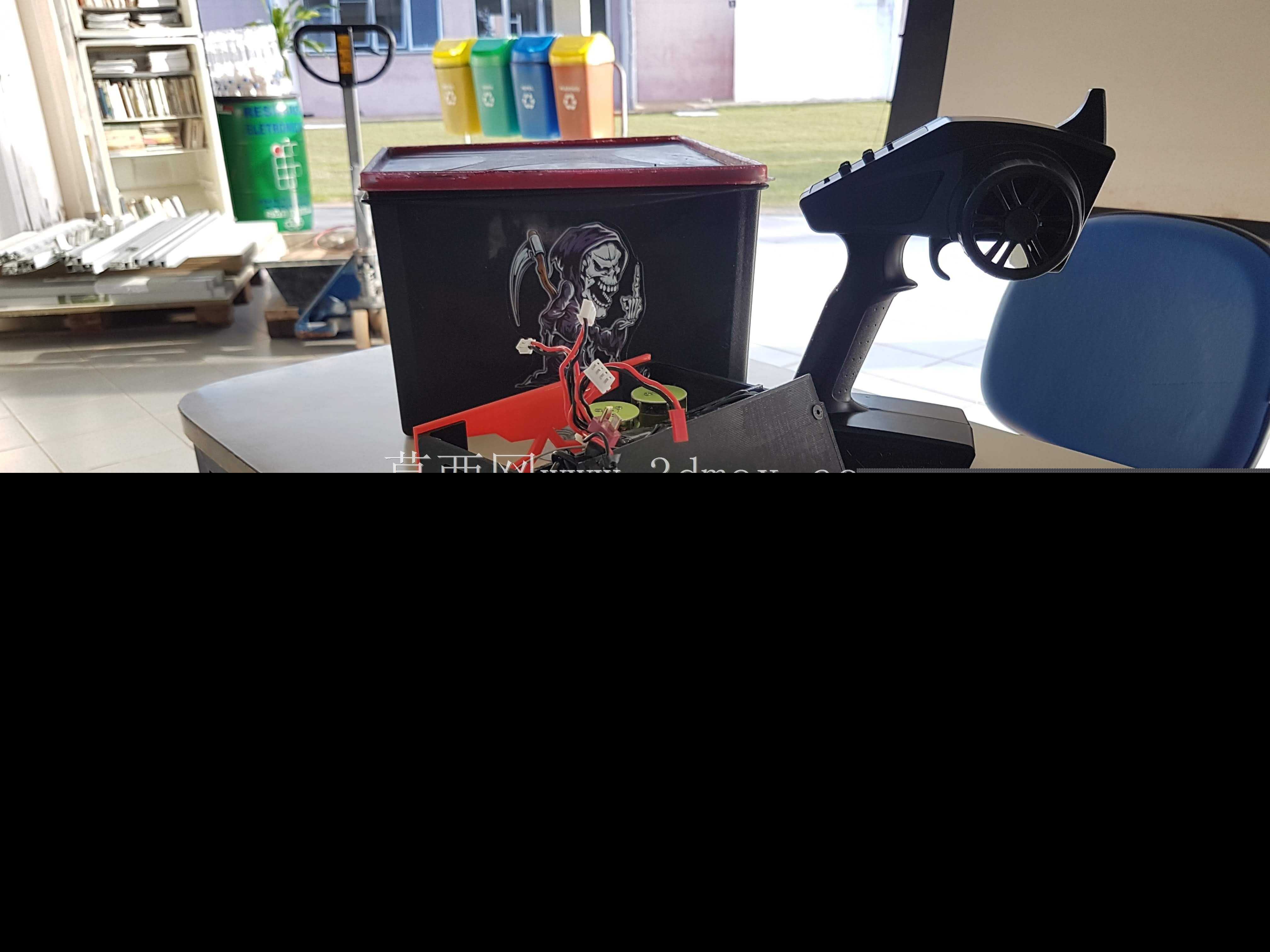 相扑机器人无刷-20x20cm-1kg(3d打印模型)
