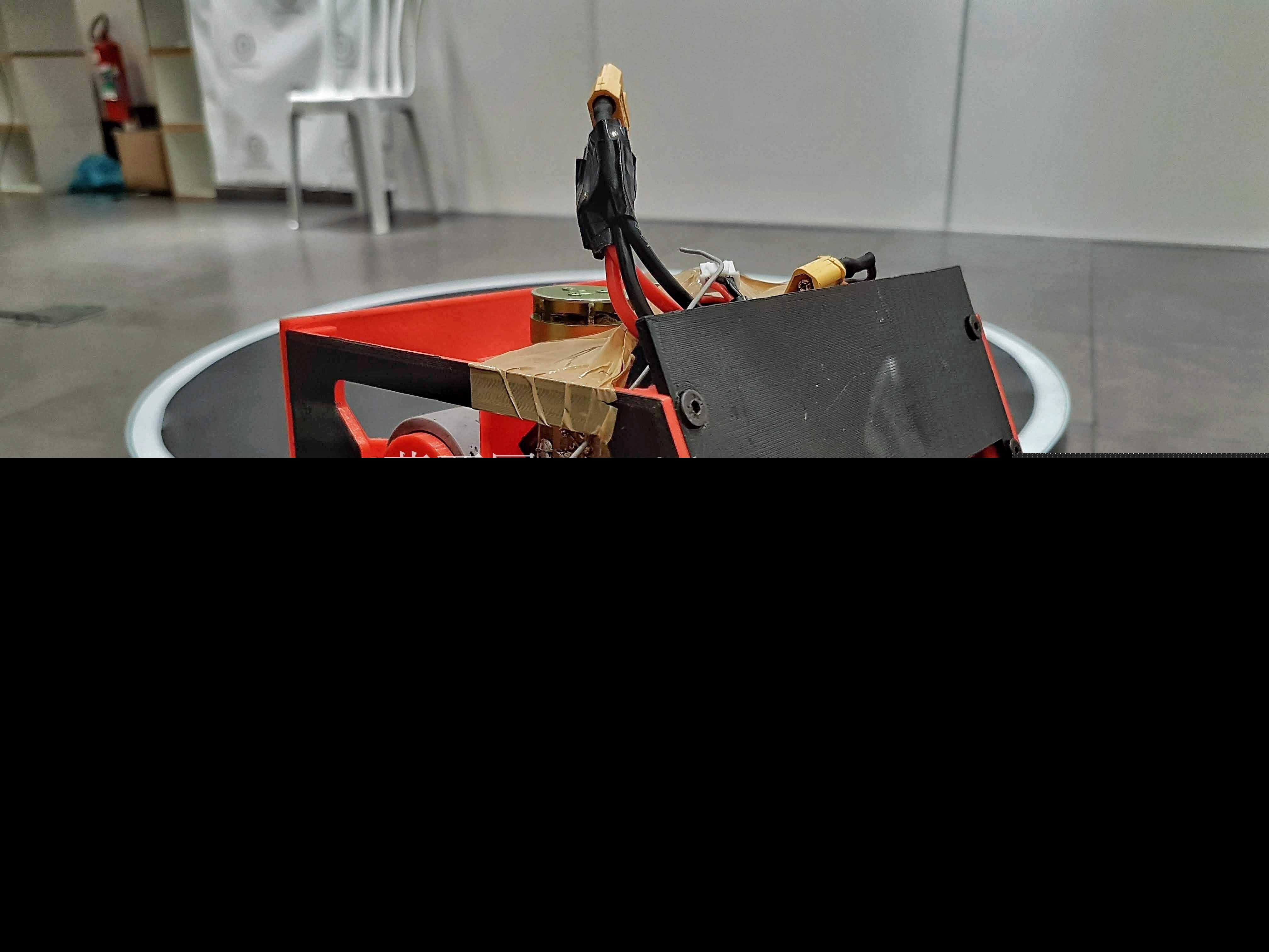 相扑机器人无刷-20x20cm-1kg(3d打印模型)