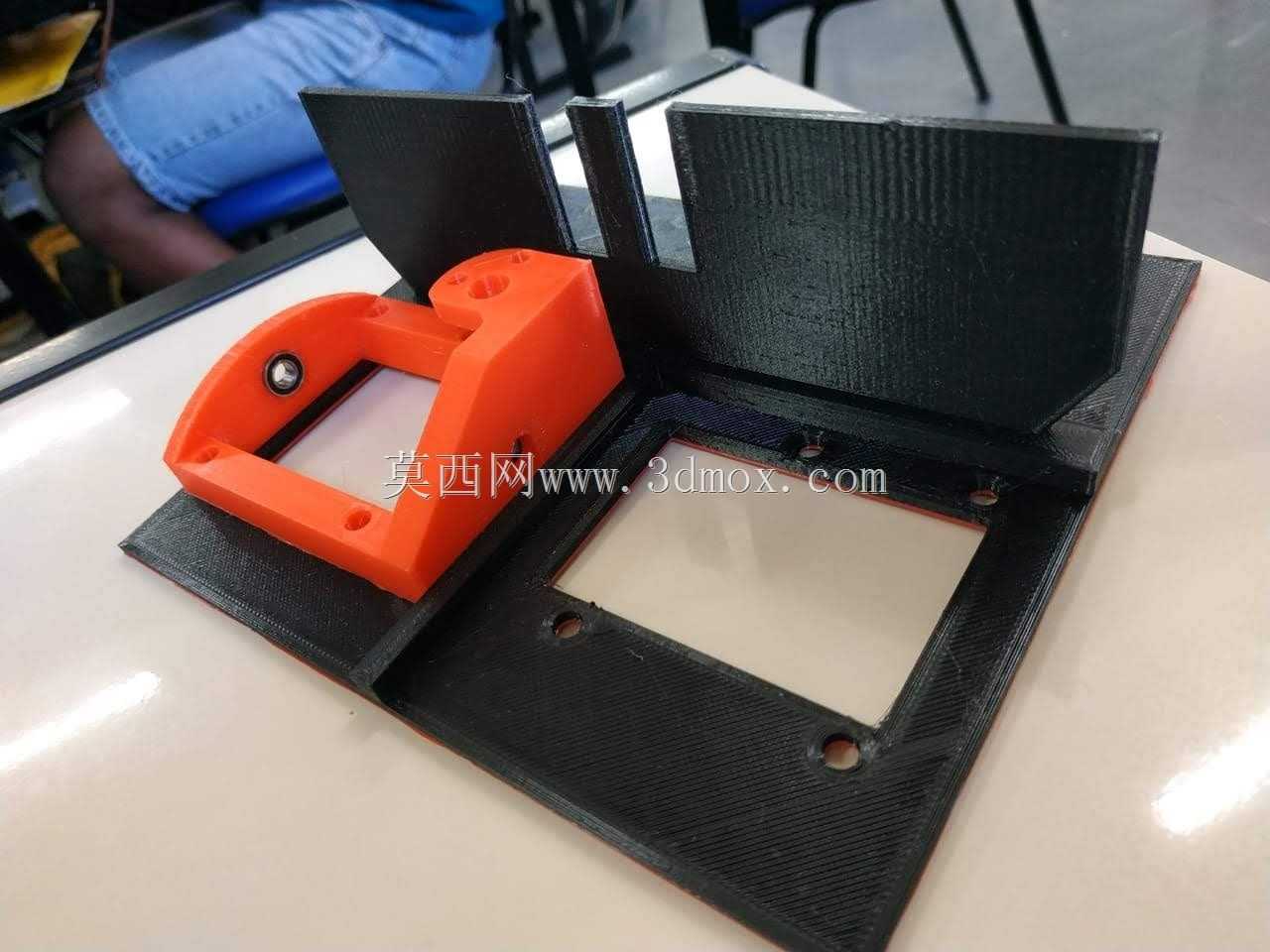 相扑机器人无刷-20x20cm-1kg(3d打印模型)