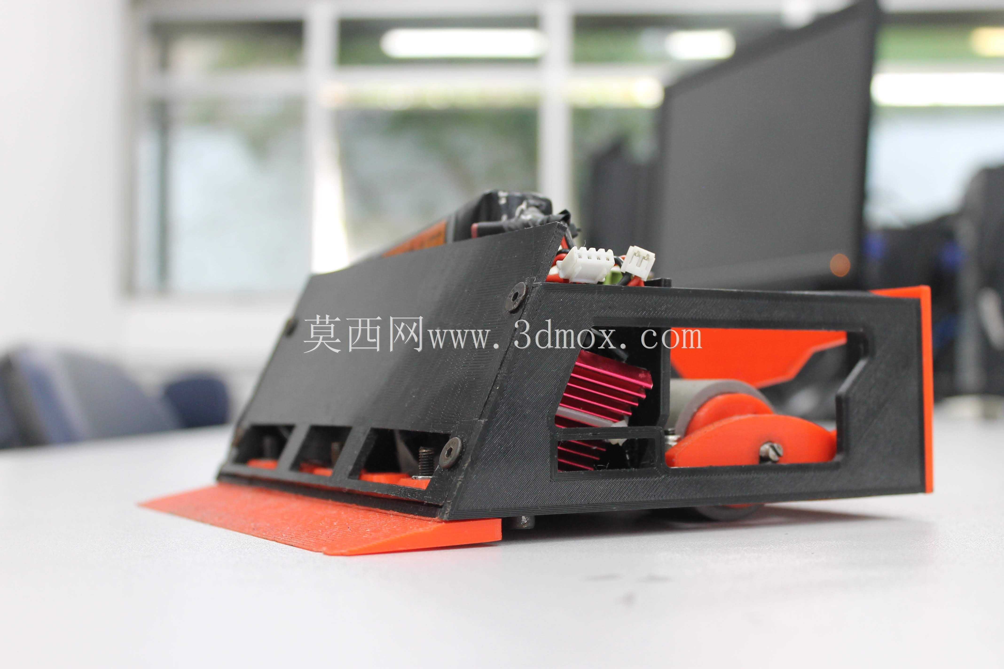 相扑机器人无刷-20x20cm-1kg(3d打印模型)