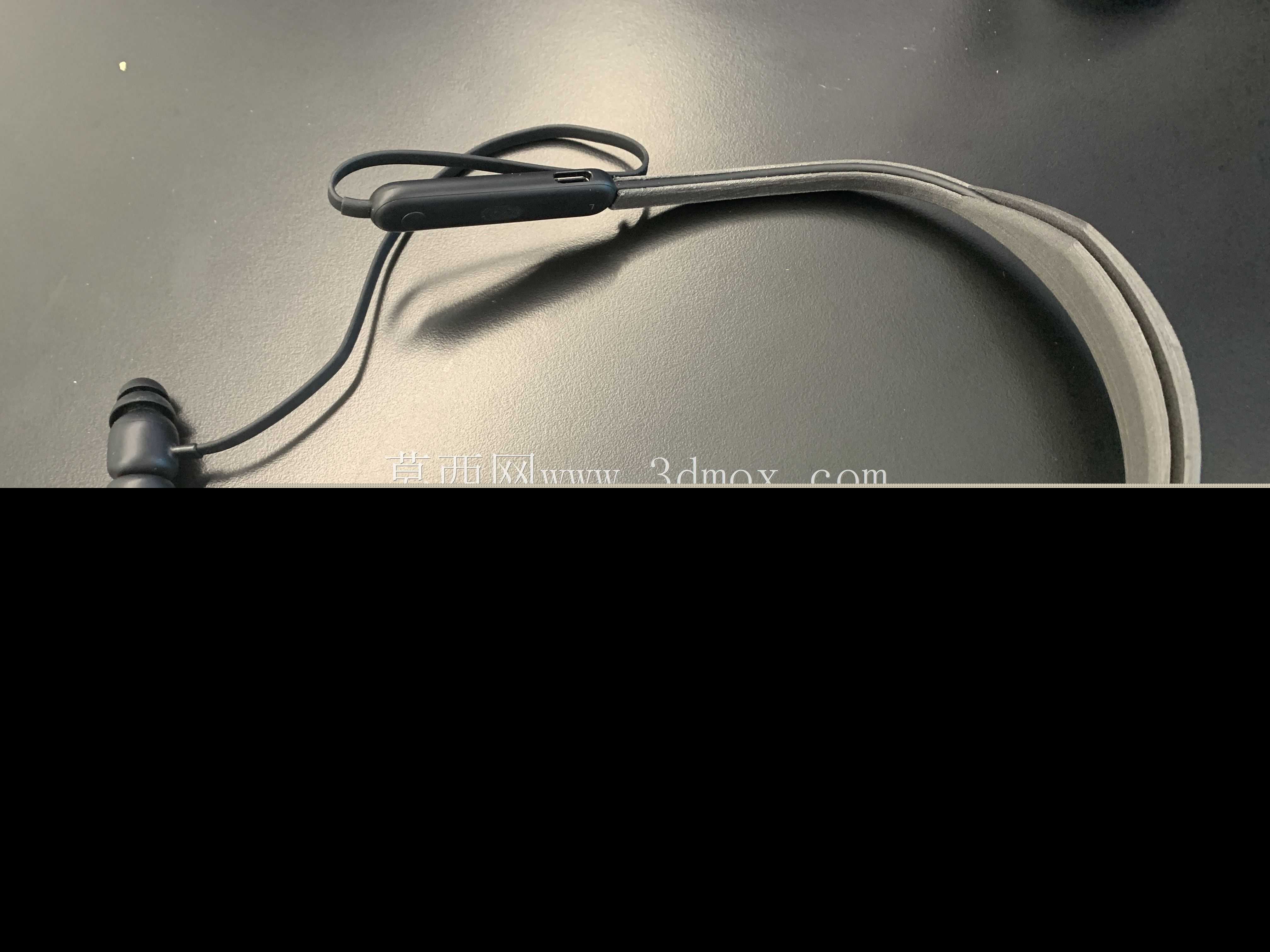 Beats Flex������������