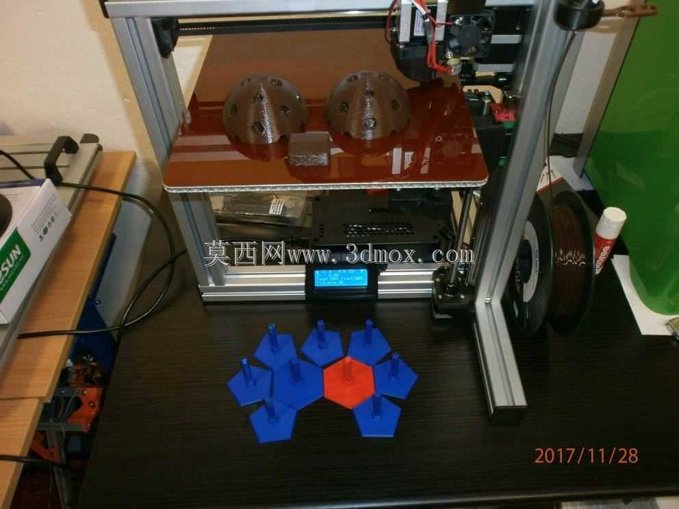 三维足球