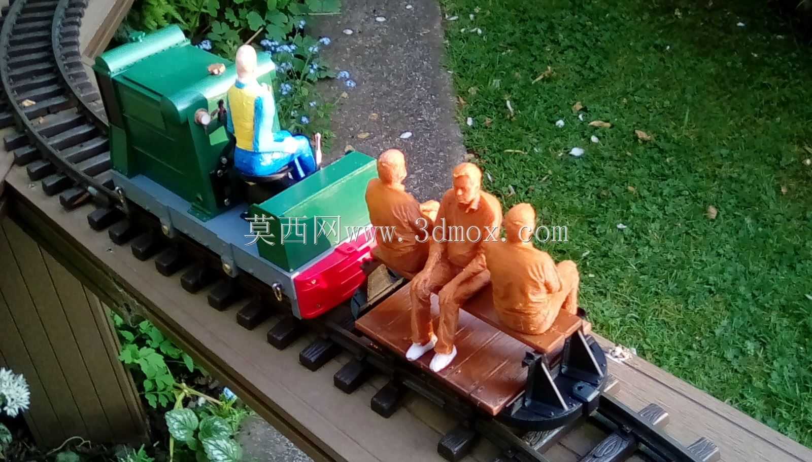 g规格载人货车,采用哈德逊rugga翻斗车底盘
