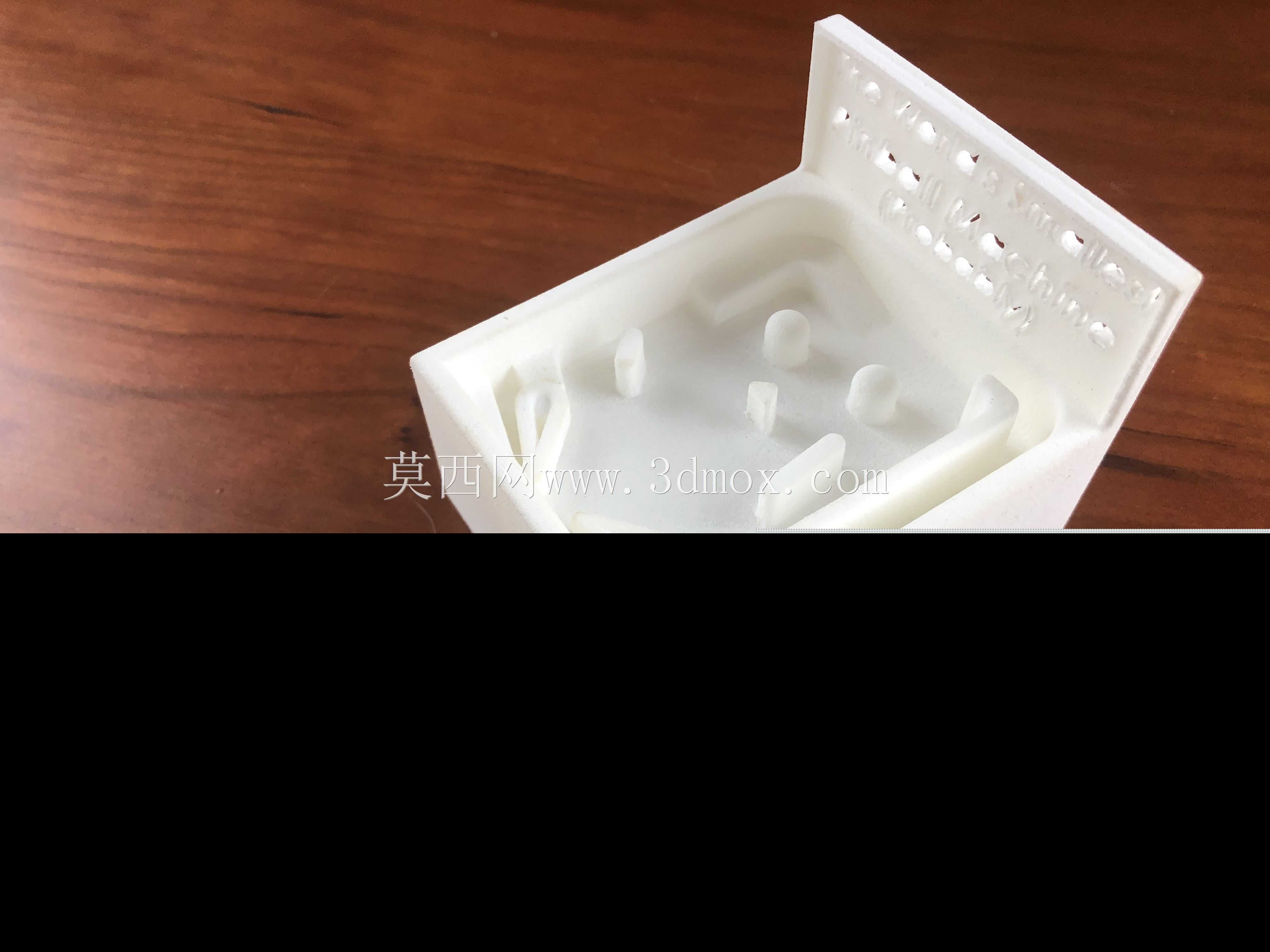 世界上最小的弹球机