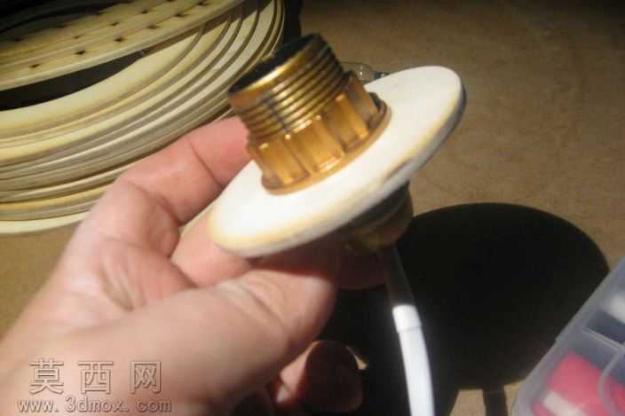 激光Cuted木头圆柱台灯!
