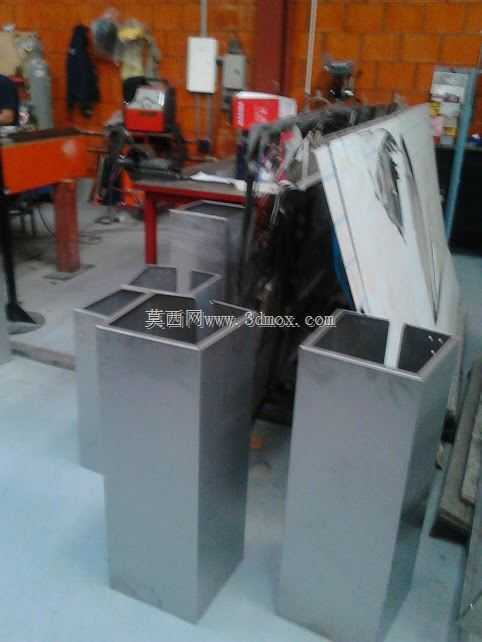 储存在垃圾箱里